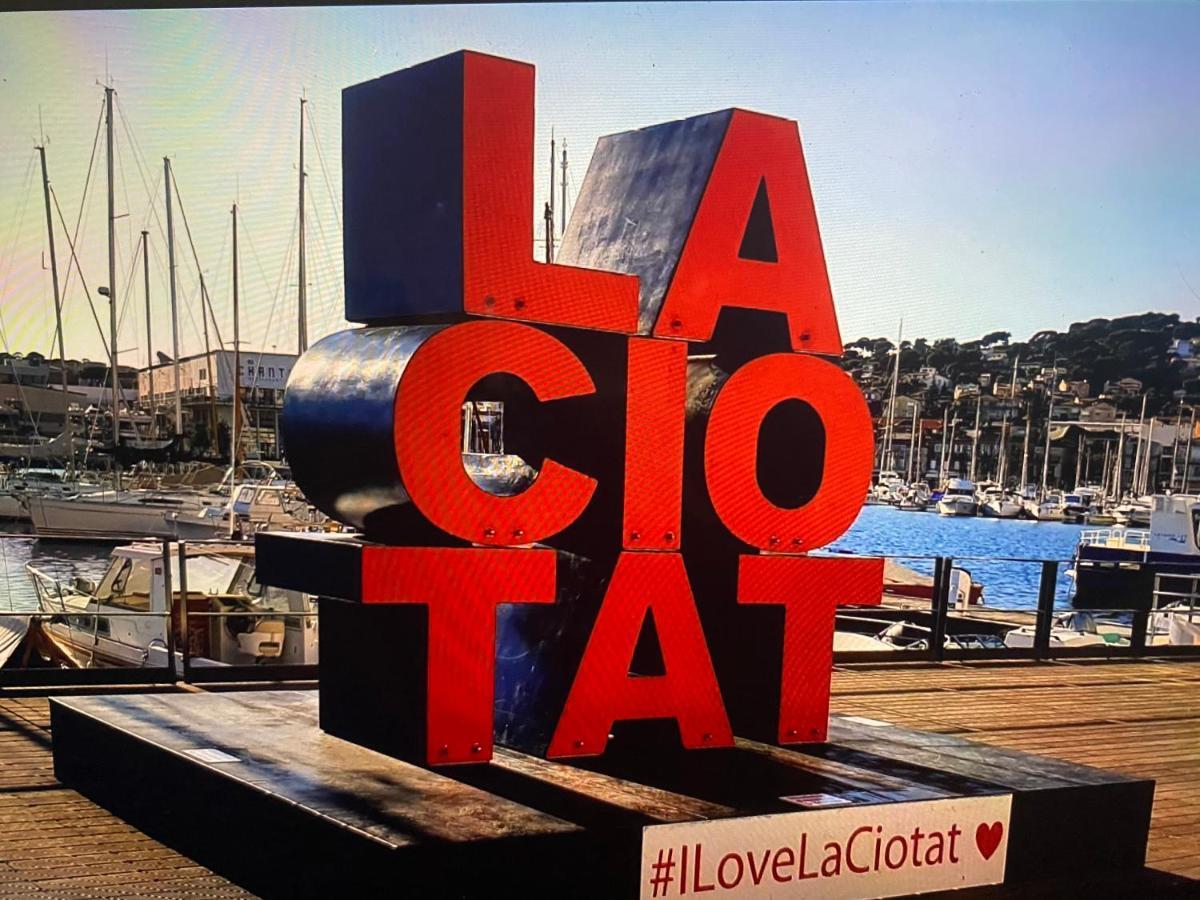 Clos Des Plages Maison De Vacances La Ciotat Bagian luar foto