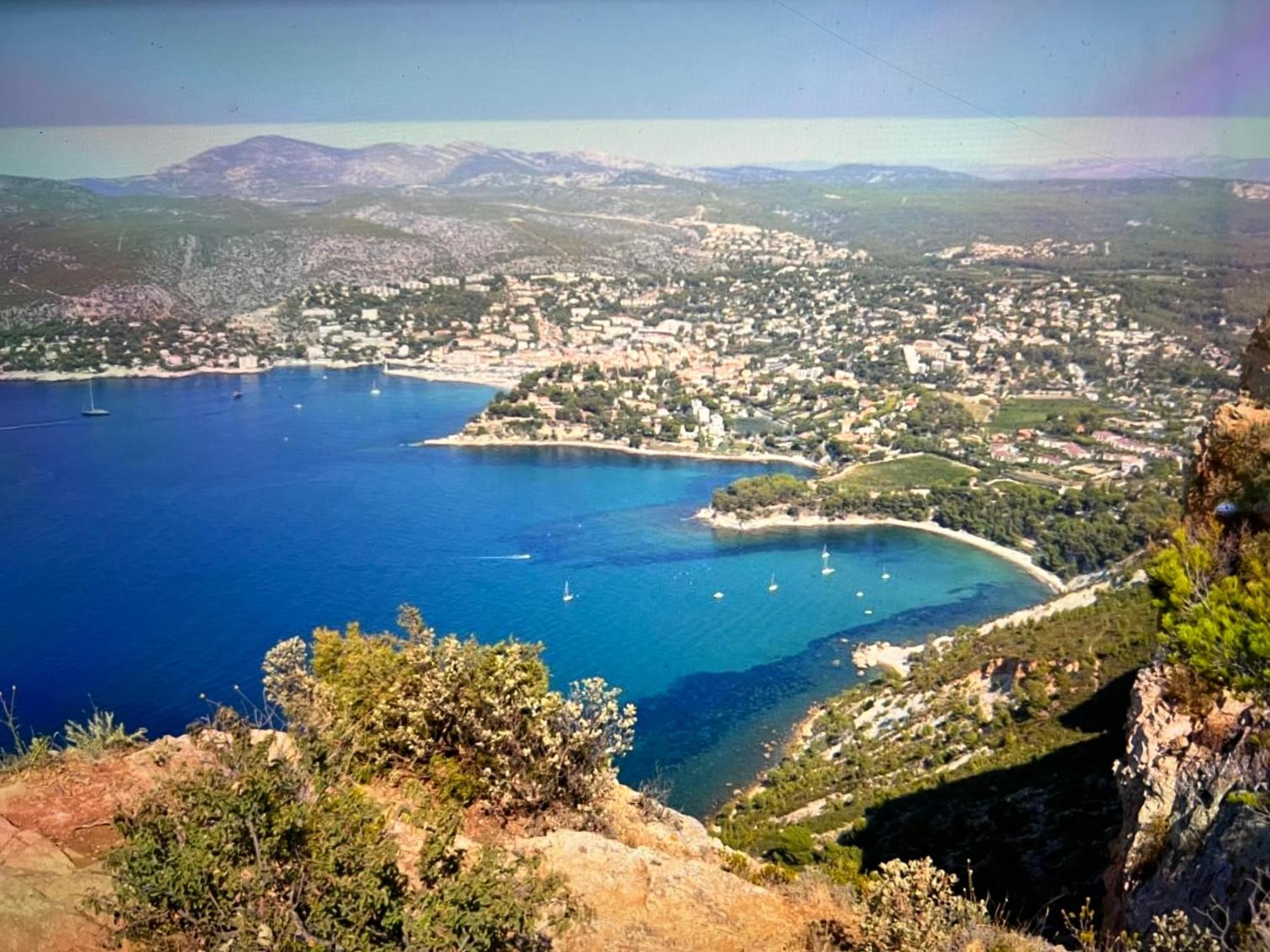 Clos Des Plages Maison De Vacances La Ciotat Bagian luar foto